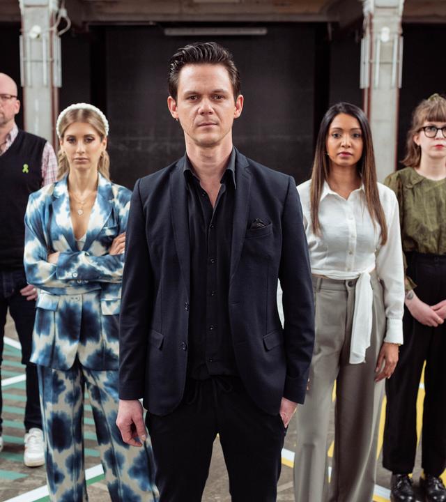 Jo Schück mit Gästen. Close 