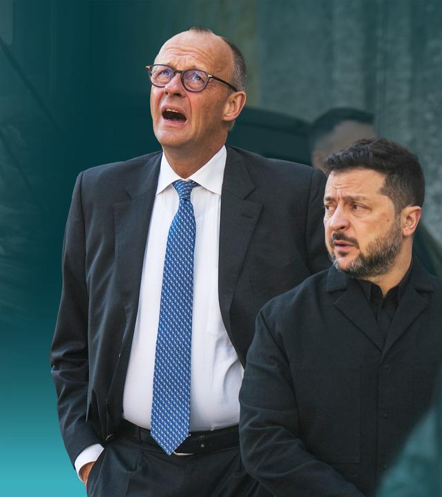Eine Explosion auf einer Brücke und rechts im Bild Kanzler Merz und Wolodymyr Selenskyj