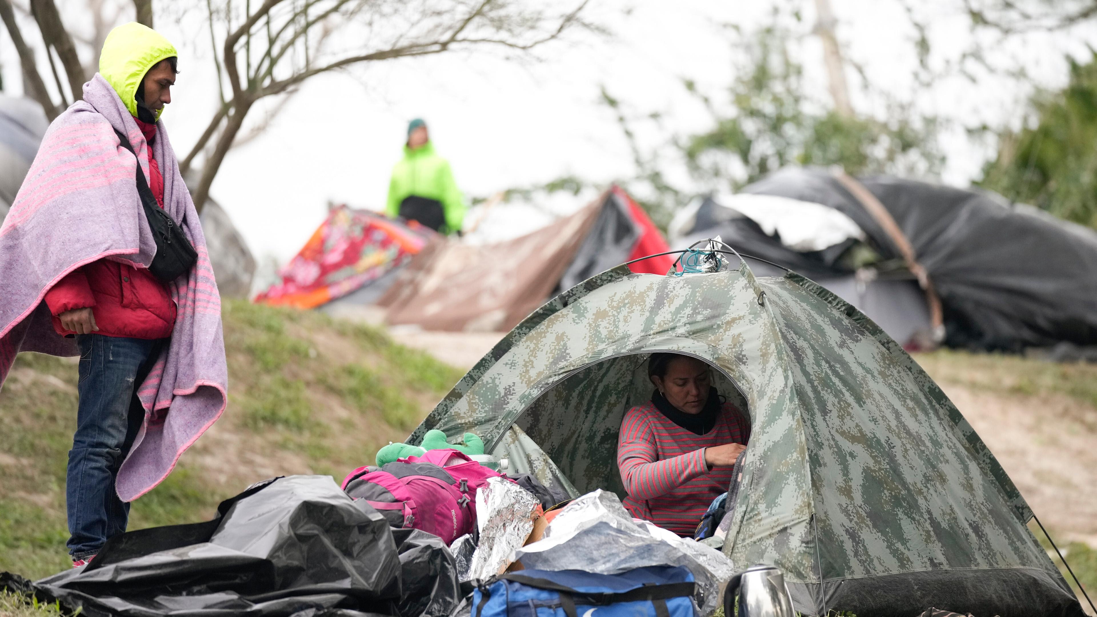 Migranten aus Venezuela leben in einem Zelt in Mexiko.