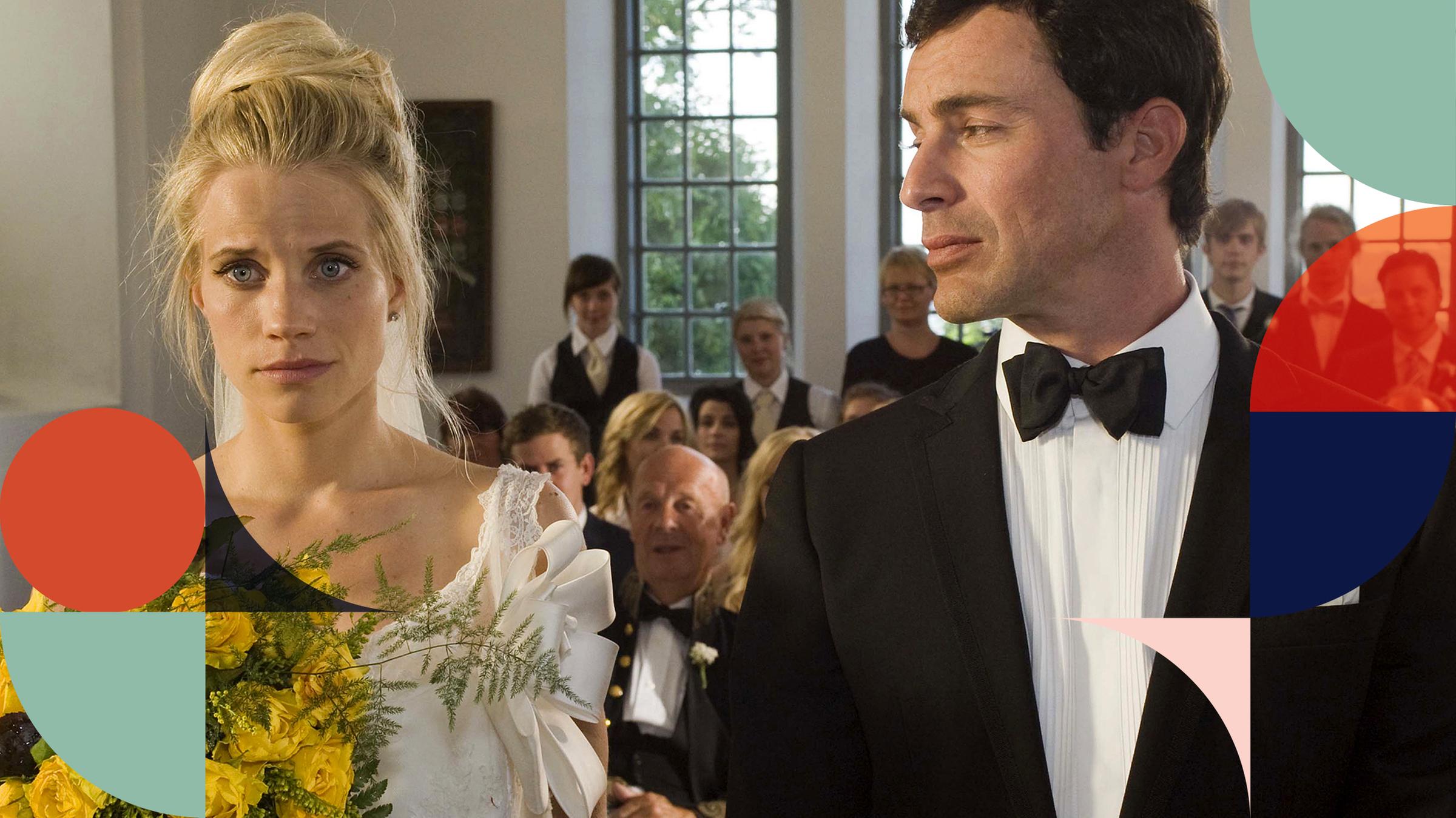 Lina (Finja Martens) und Tomas (Gedeon Burkhard) stehen in der Kirche.