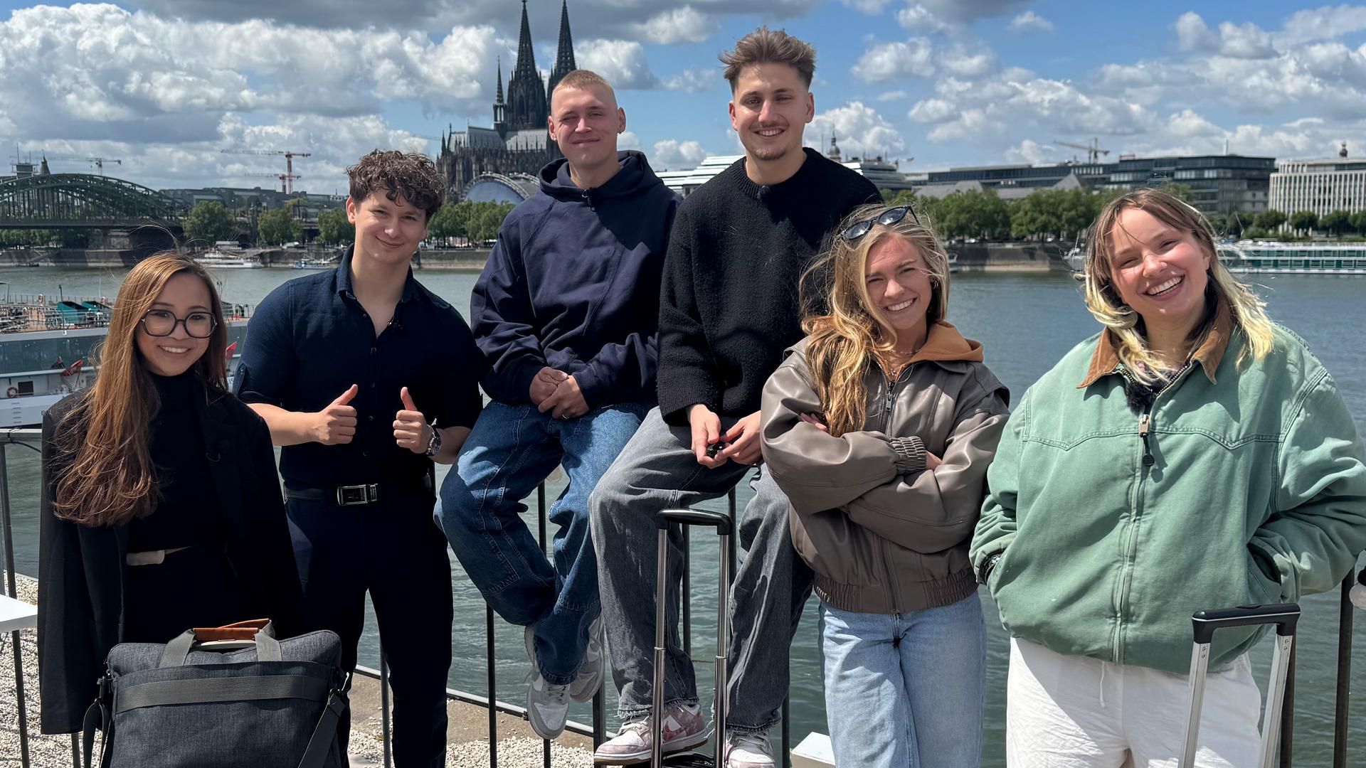 Alexa, Greta, Trang, Ole, Deniz und Robin