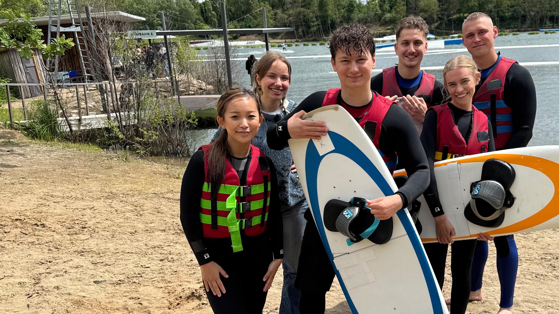 Alexa, Greta, Trang, Ole, Deniz und Robin