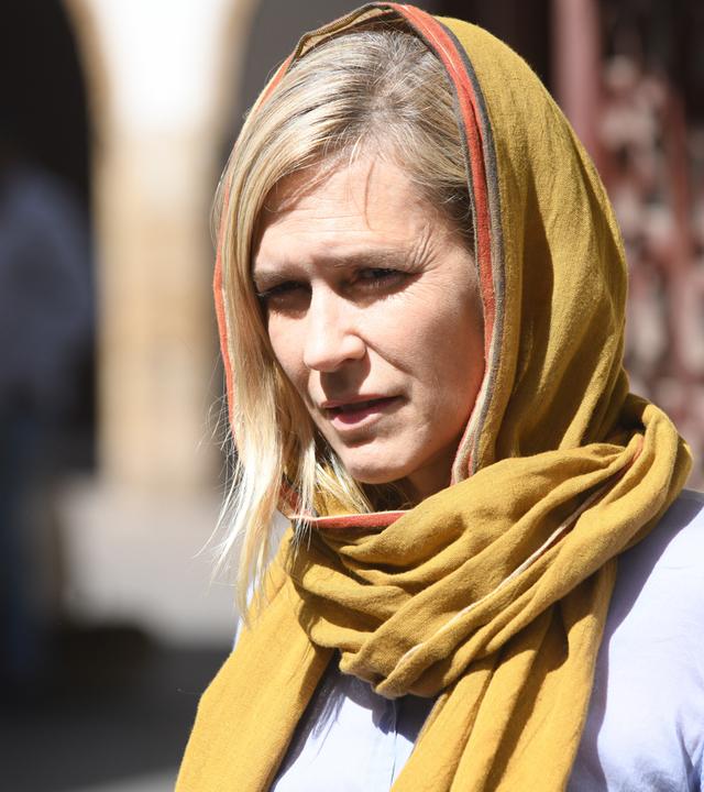 "Mirage - Gefährliche Lügen": Claire (Marie-Josée Croze) in Nahaufnahme.