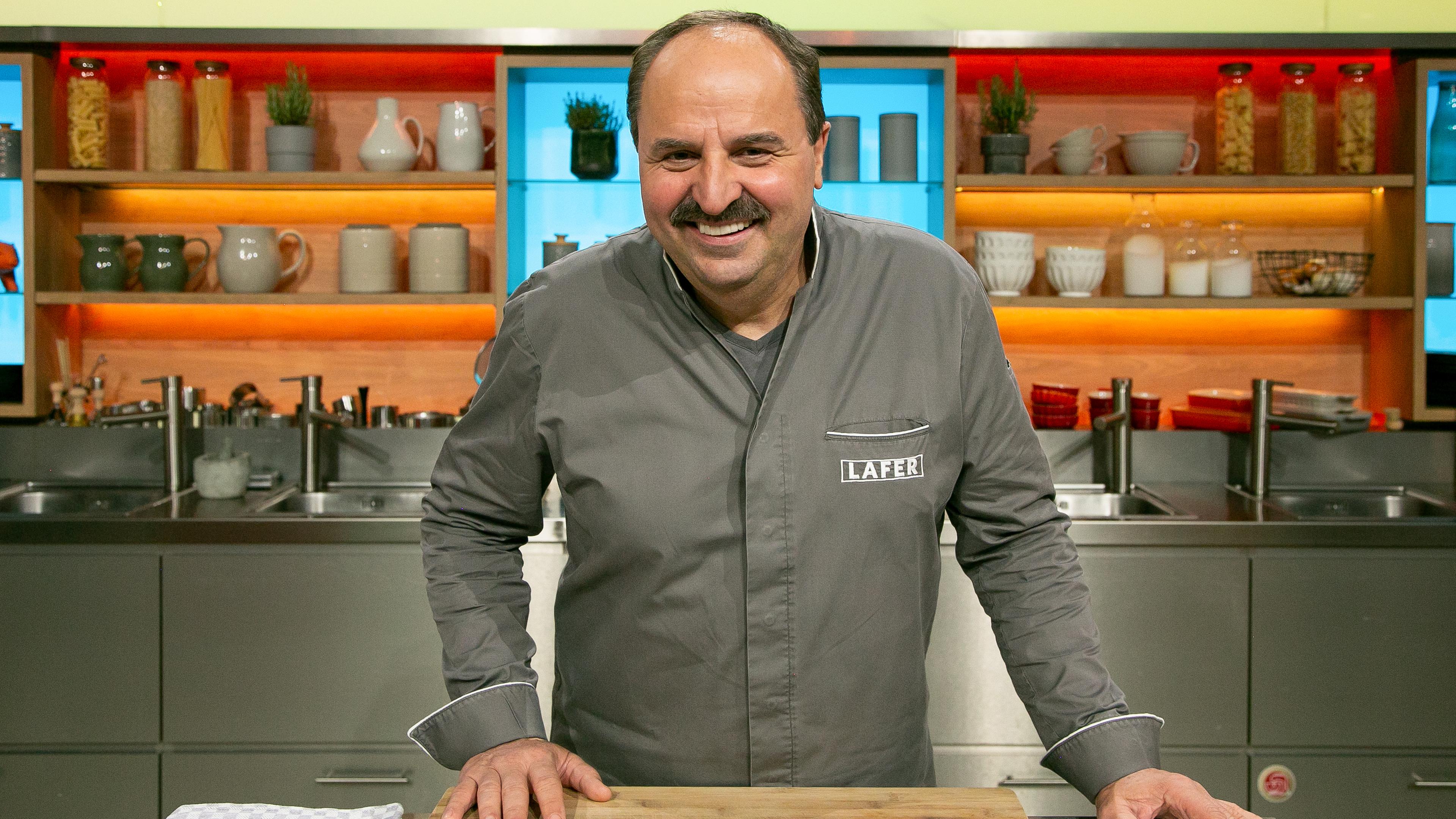 Moderator Johann Lafer am 28. September 2021