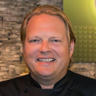 Die Moderatoren und Juroren der Küchenschlacht