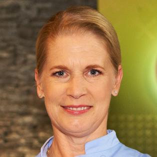 Die Moderatoren und Juroren der Küchenschlacht