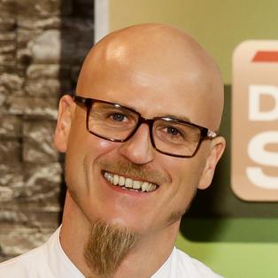 Die Moderatoren und Juroren der Küchenschlacht