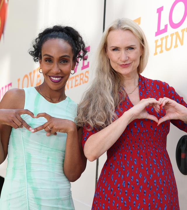 Hadnet Tesfai und Birgit Fehst