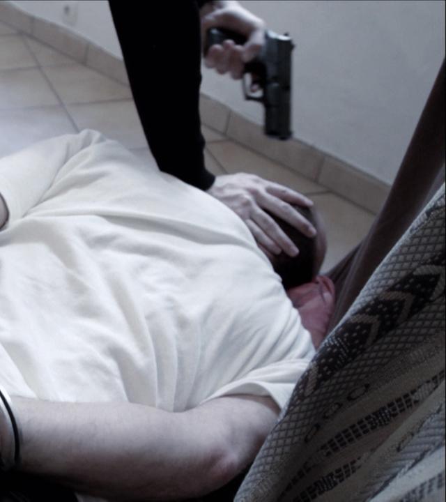 Luc Onfray wird wegen Mordverdachts verhaftet.