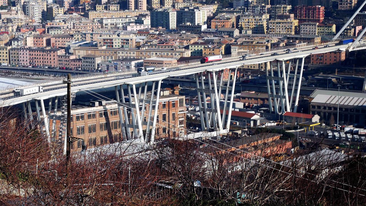 Die Morandi-Brücke in Genua - ZDFheute