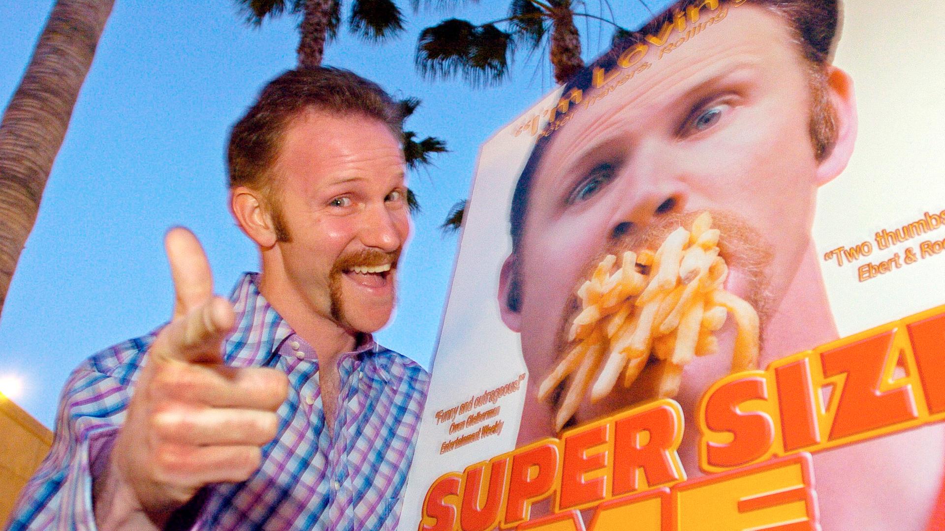 Der Regisseur und Dokumentarfilmer Morgan Spurlock bei der Premiere seines Films "Super Size Me" 2004.