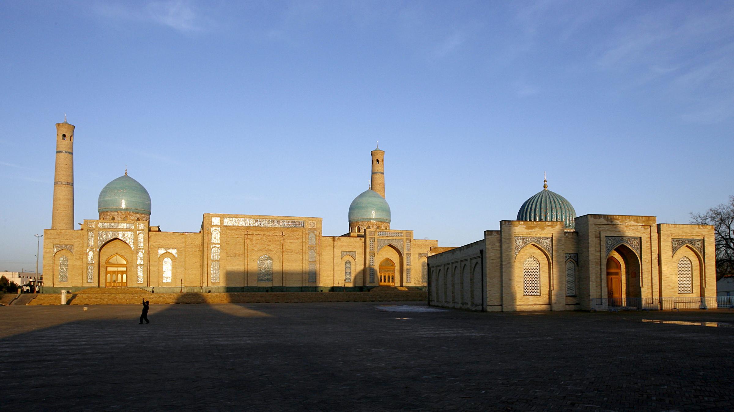 In der Hauptstadt Taschkent steht diese Moschee, ein muslimisches Gebetshaus.