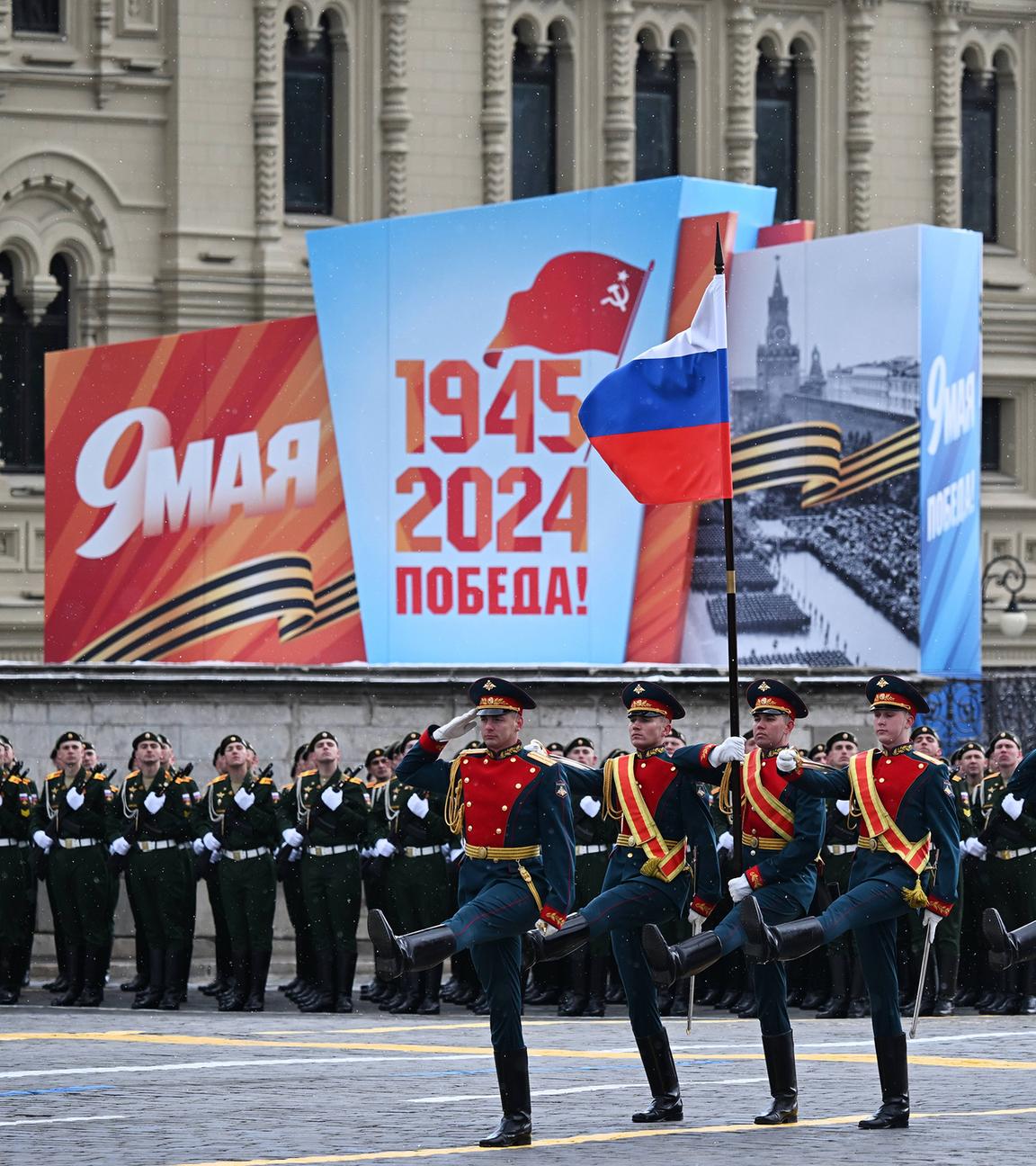 Militärparade zum Tag des Sieges auf dem Roten Platz in Moskau