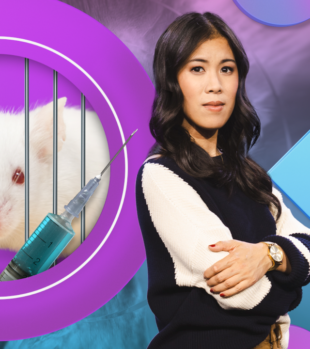 Dr. Mai Thi Nguyen-Kim steht rechts im Halbprofil und schaut kritisch in die Kamera. Links das Bild einer weißen Maus hinter Gittern, davor eine Spritze.
