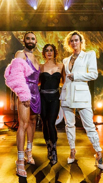 Tom Neuwirth, Sarah Engels und Jennifer Weist