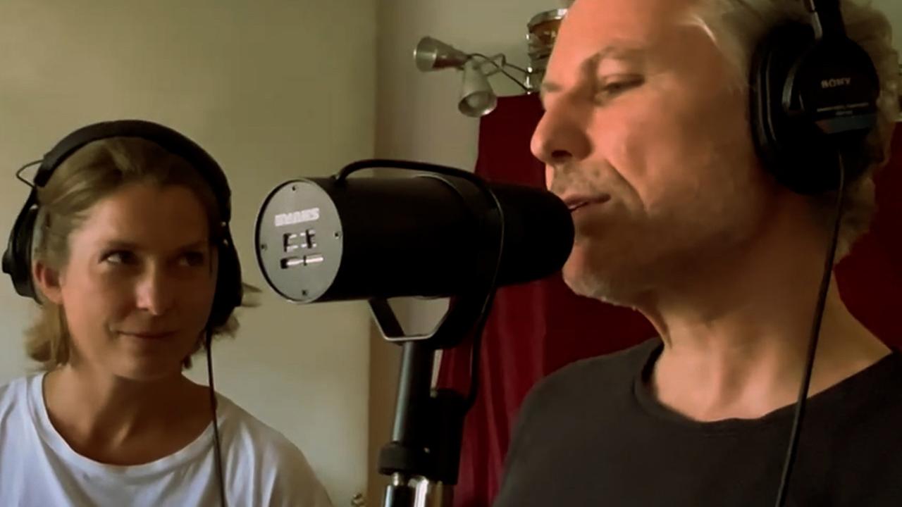 Valerie Niehaus und Dirk Borchardt im Tonstudio