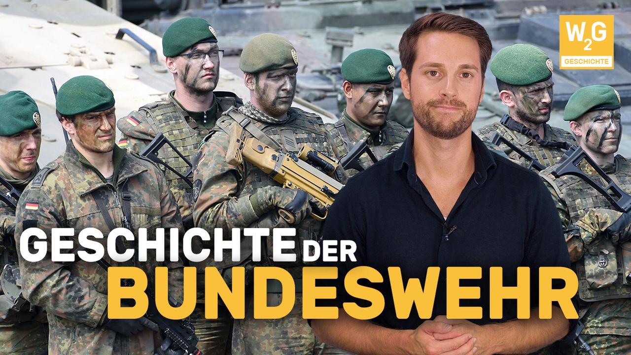 Mirko Drotschmann vor Symbolbild, das Bundeswehrsoldaten zeigt