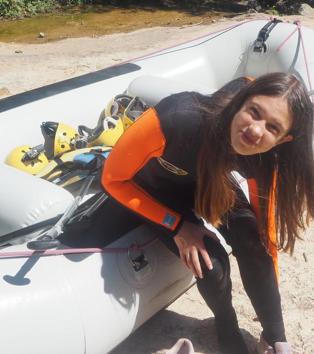 Lisa am Rafting-Boot