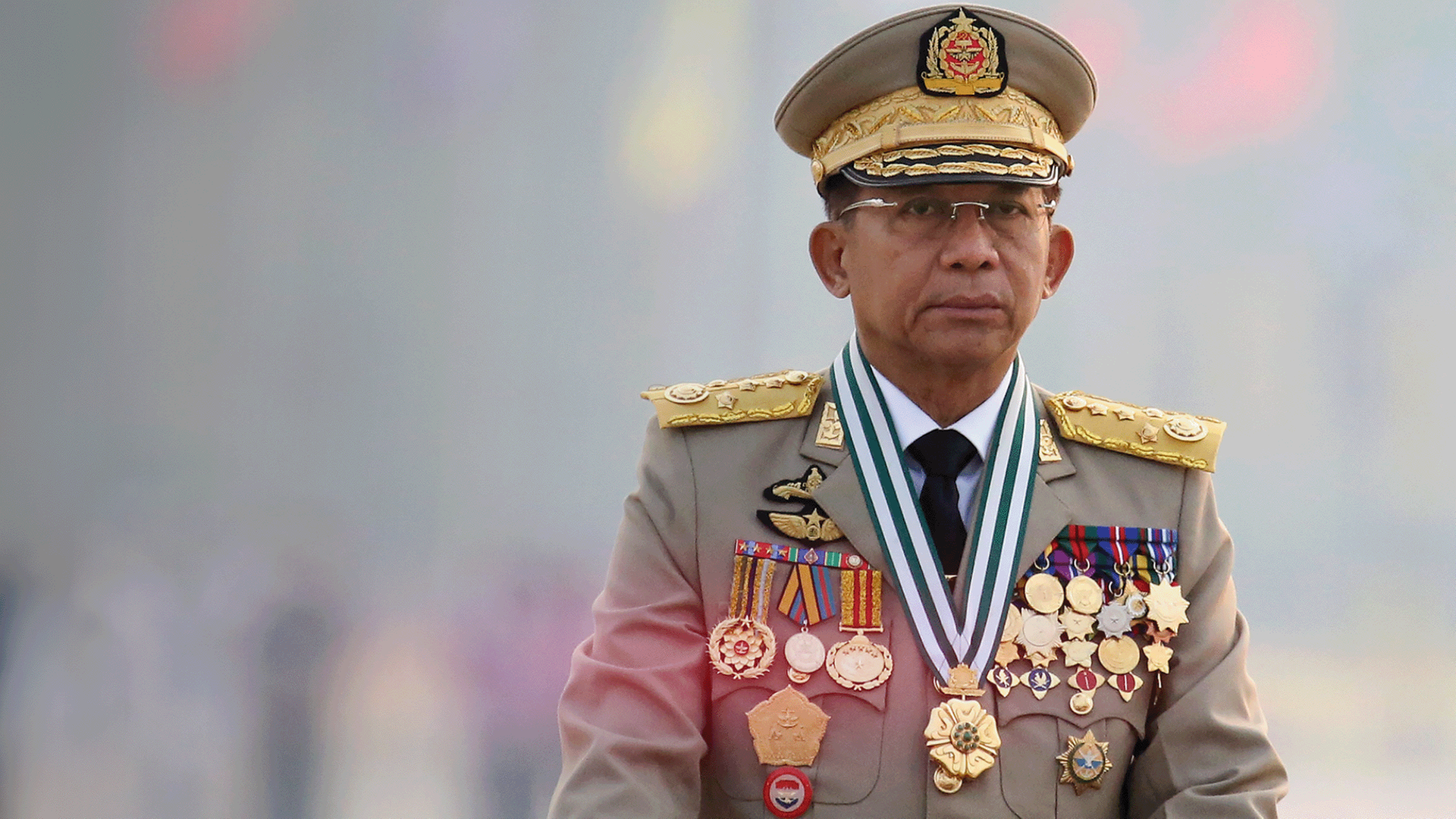 General Aung Hlaing bei Militärparade