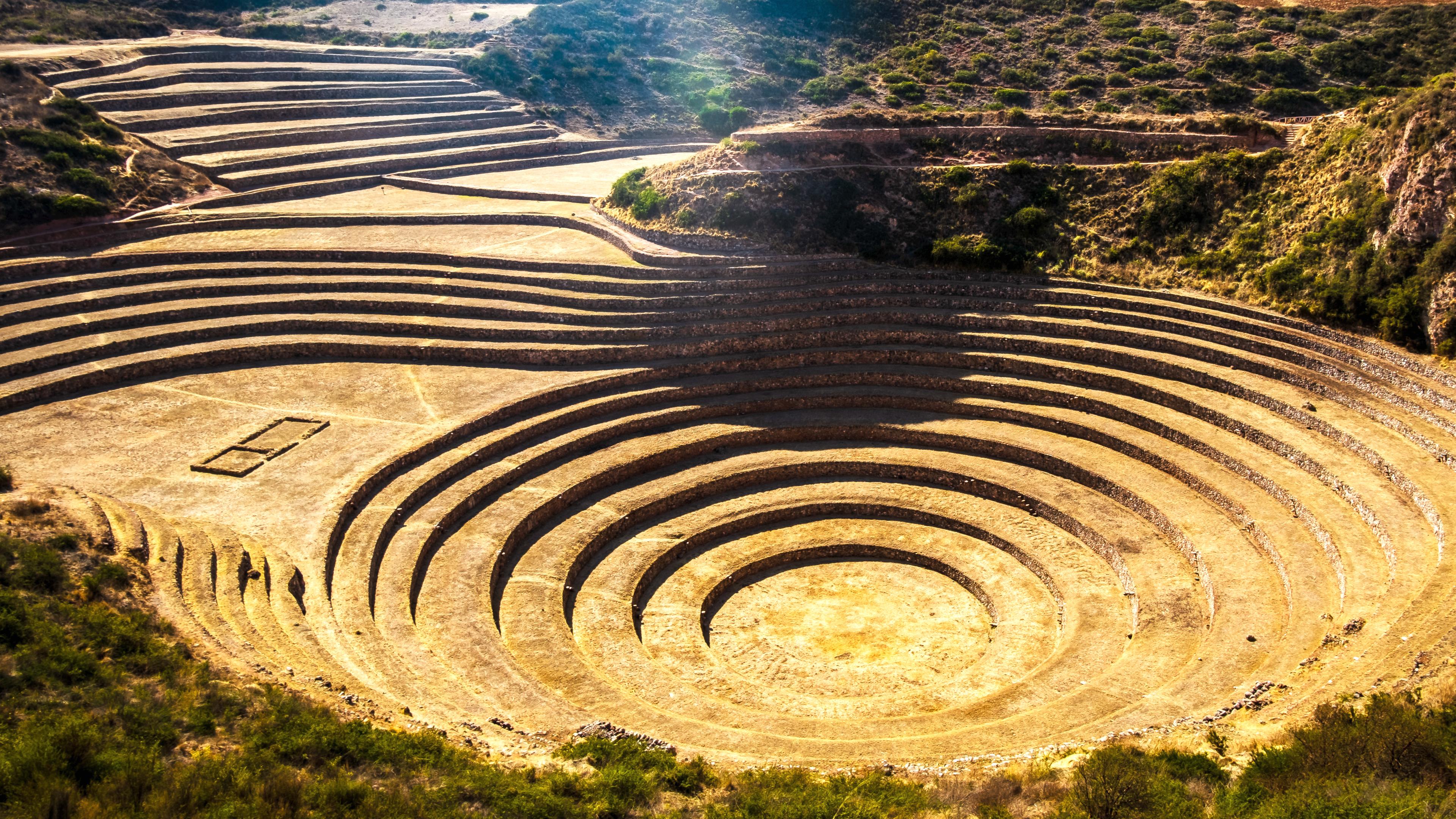 Antike Ruinen eines schamanischen Ritualplatzes im heiligen Tal Cusco in Peru.