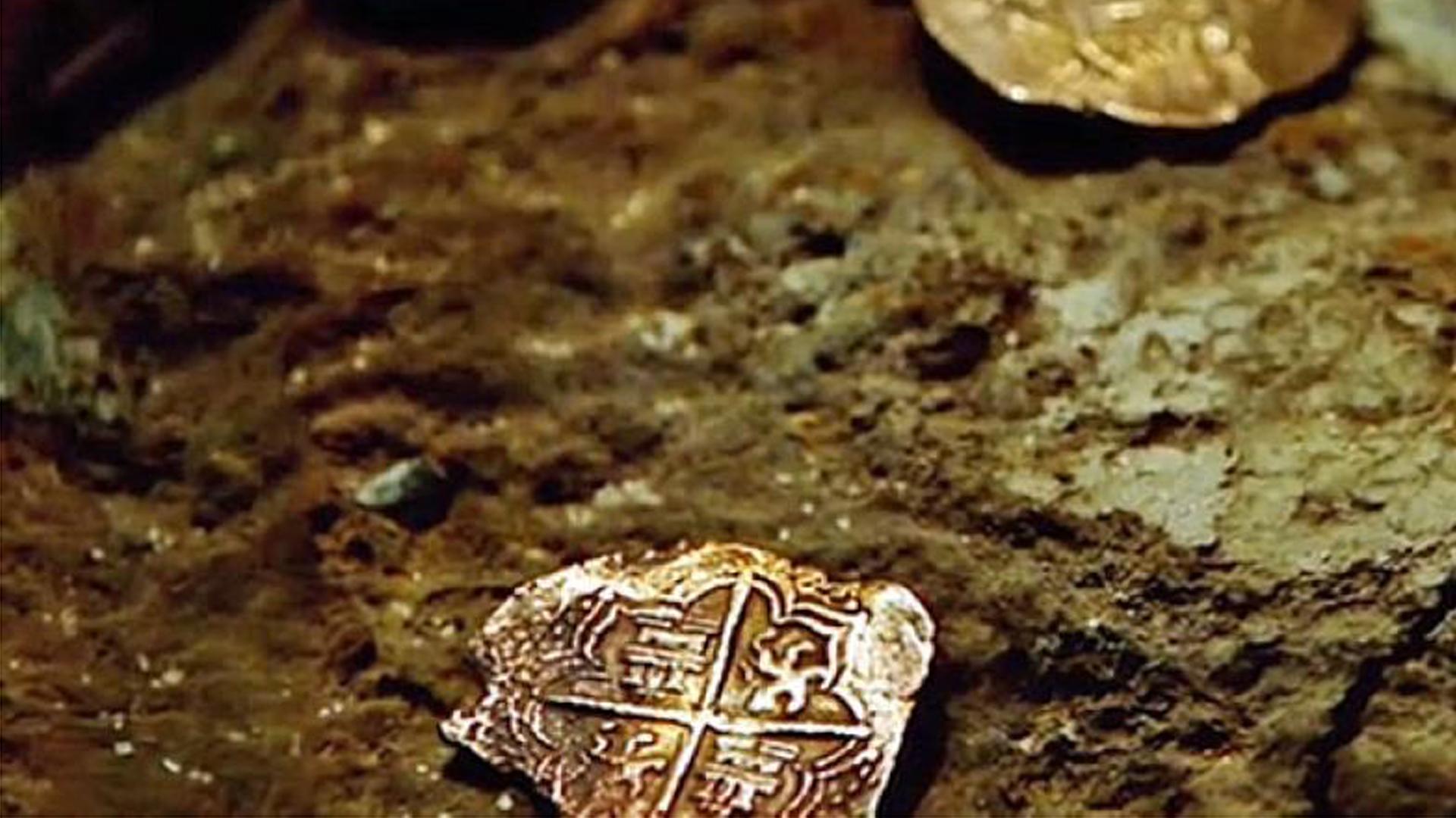 "Mythen-Jäger - Der Schatz der spanischen Flotte": Alte Münzen.