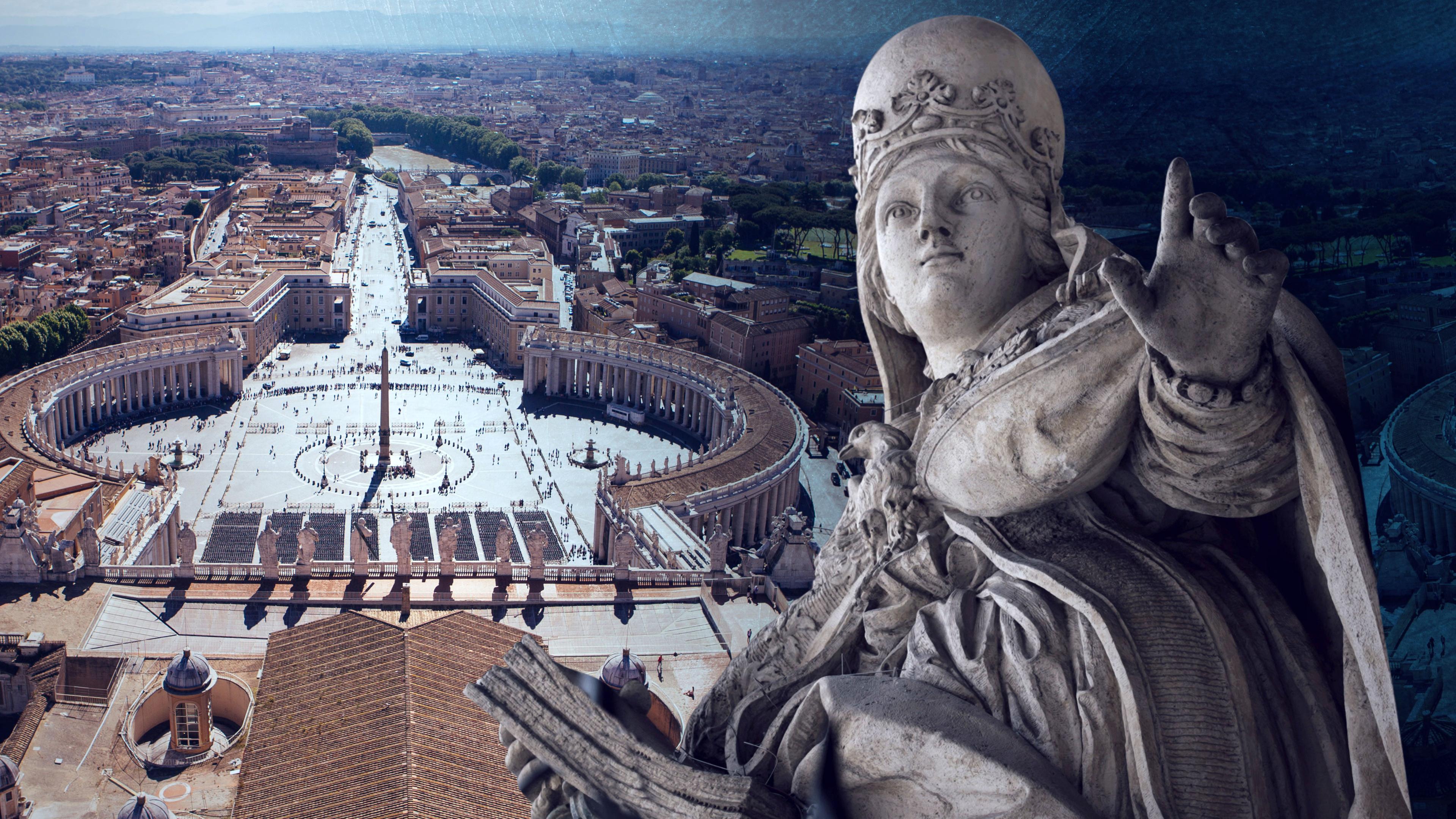 "Mythos - Die größten Rätsel der Geschichte: Die Päpstin": Montage: rechts eine Statue der Päpstin Johanna; im Hintergrund eine Luftaufnahme aus dem Vatikan.