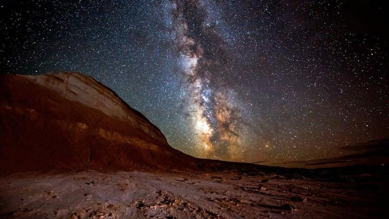 Nachthimmel mit Milchstraße