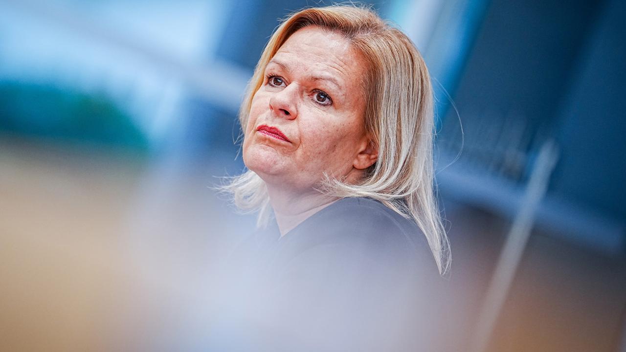 CDU fordert Faeser zum Rücktritt auf