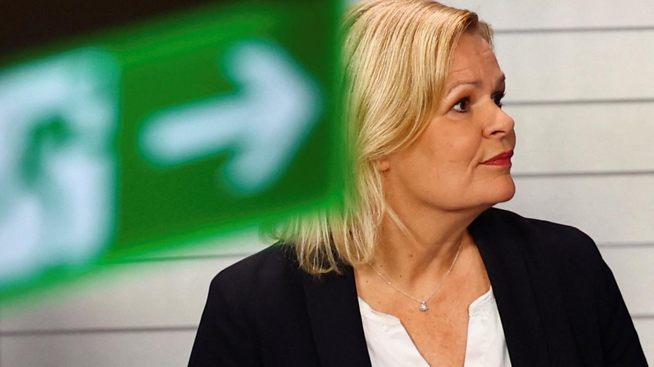 Kann Nancy Faeser noch Ministerin bleiben? ZDFheute