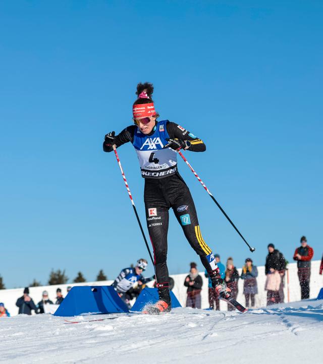 Kombiniererin Nathalie Armbruster beim Weltcup in Oberhof