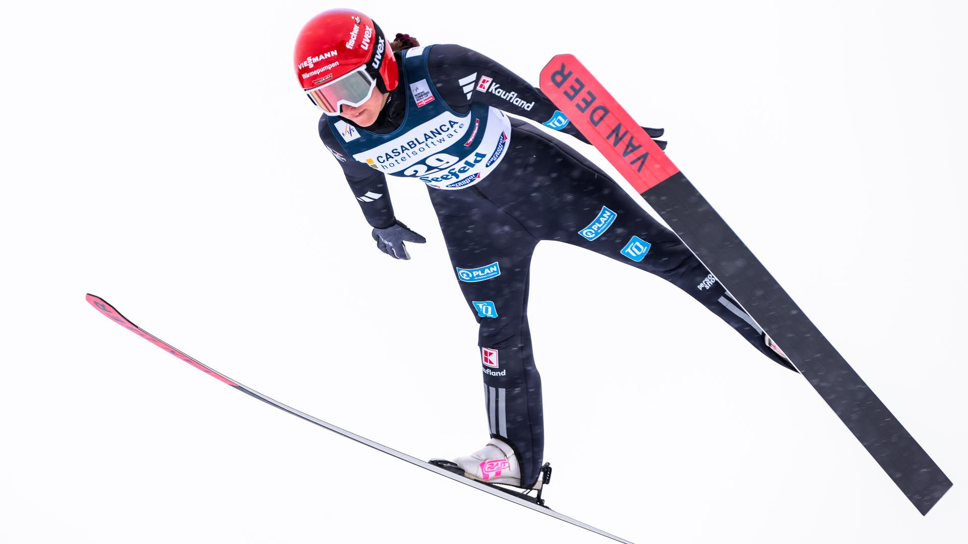 Nathalie Armbruster bei der Vorrunde der Frauen der Nordischen Kombination am 20.01.2026 in Seefeld.
