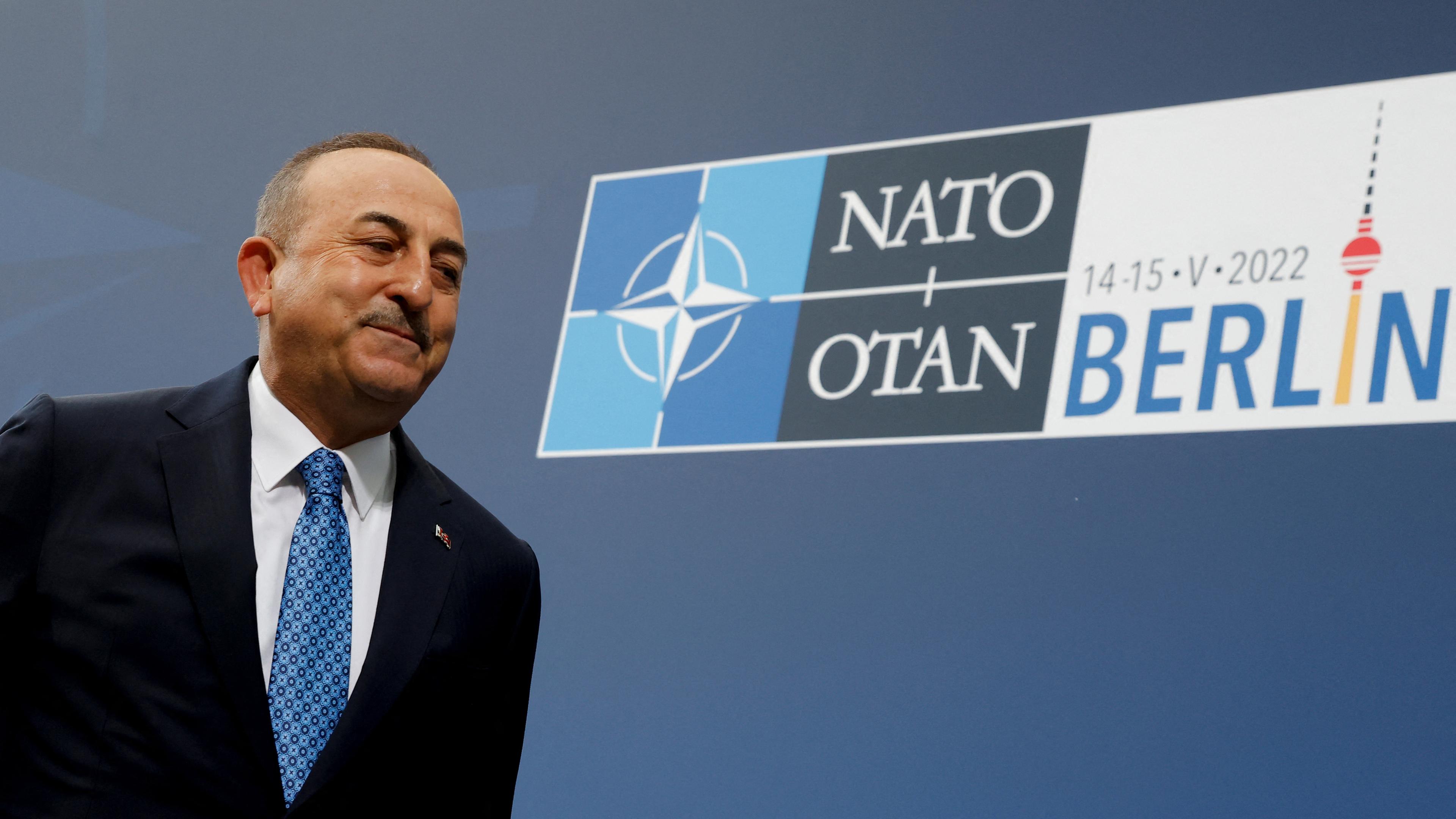 Der Türkische Außenminister Mevlüt Cavusoglu beim Nato-Außenminister-Treffen. Berlin, Deutschland.