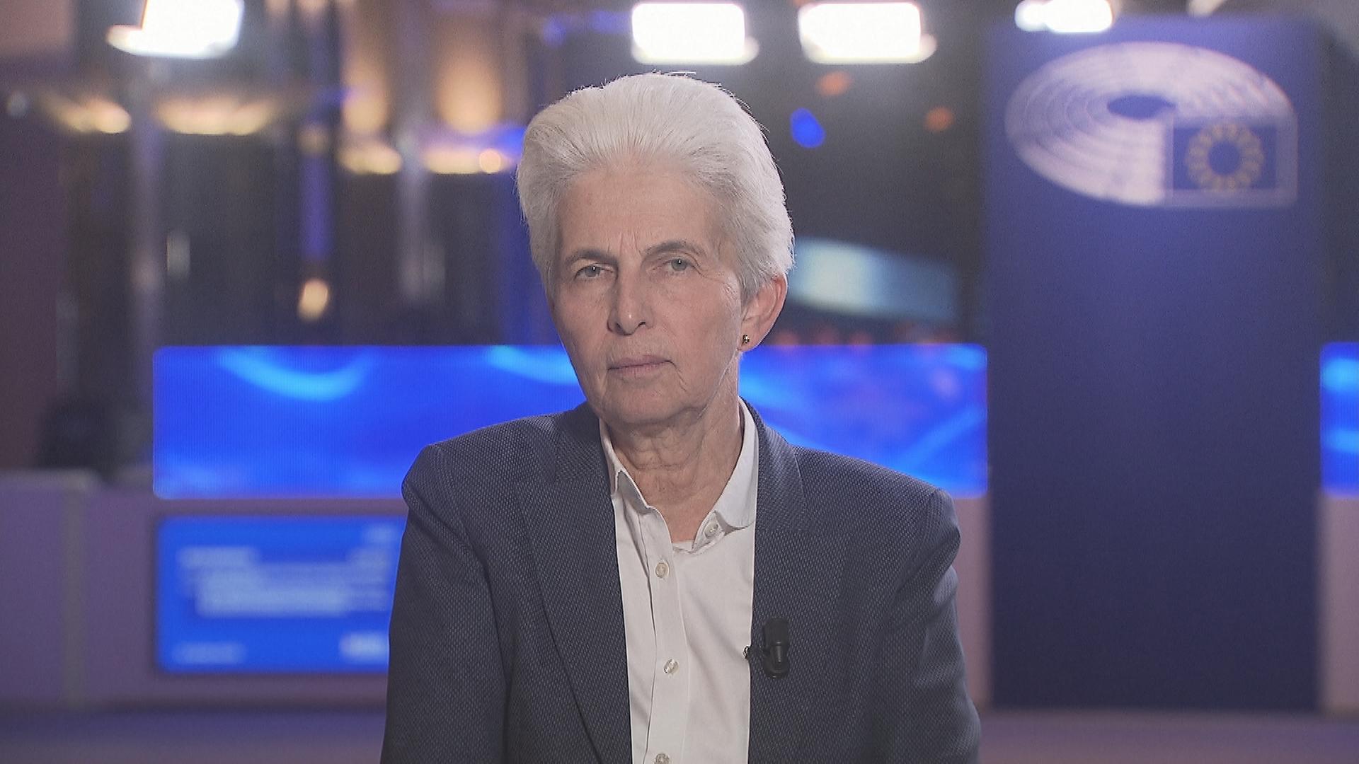 Marie-Agnes Strack-Zimmermann bei ZDFheute Live