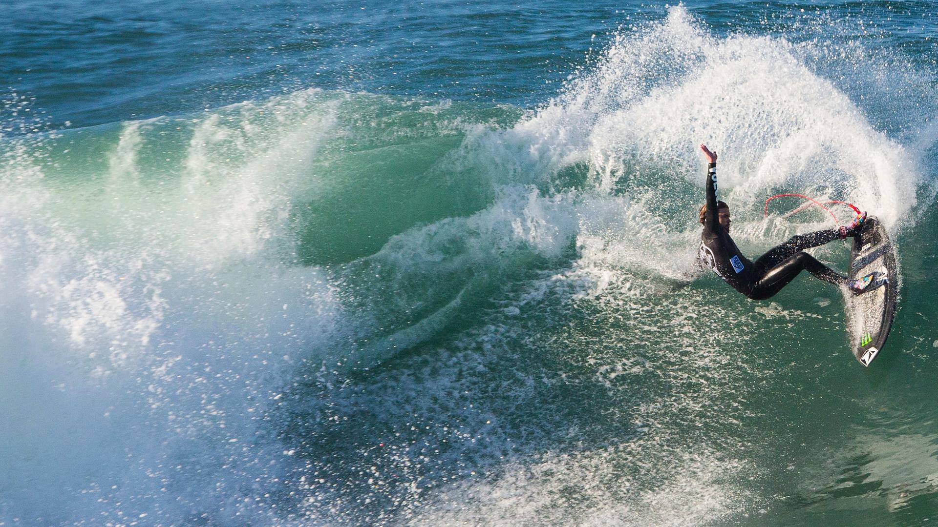 Nazaré, Portugal: Eine der größten surfbaren Wellen der Welt