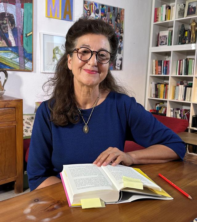 Necla Kelek liest aus ihrem Buch "Glückskind"