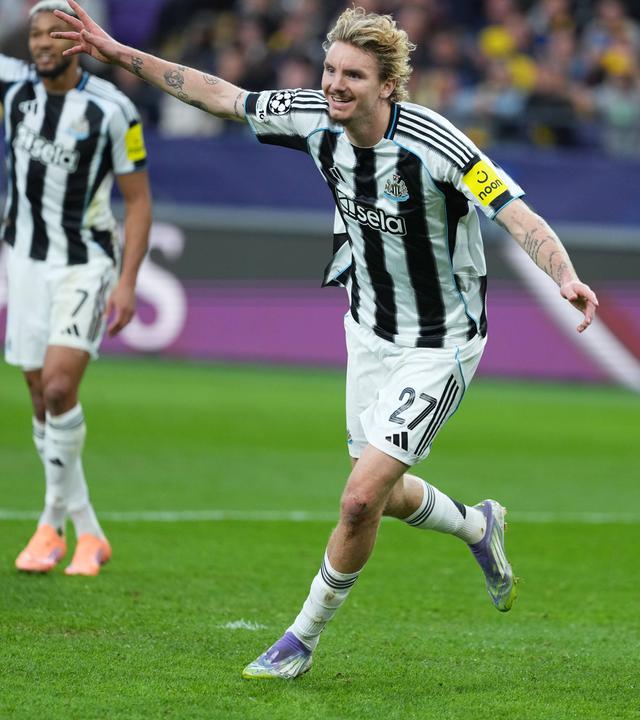 Nick Woltemade (23) bejubelt sein Tro für Newcastle in der Champions League.