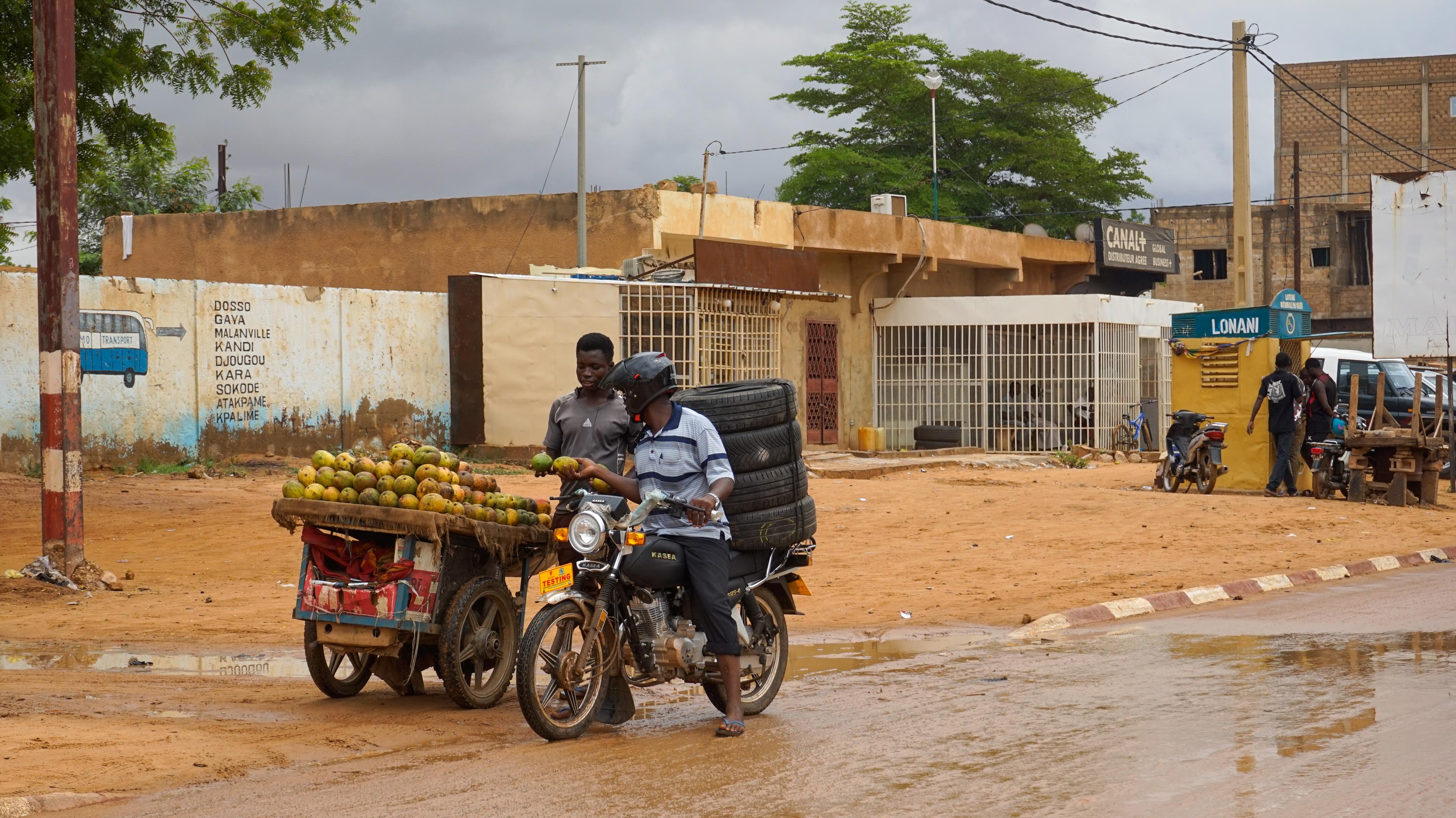 Straße in Niamey, Niger