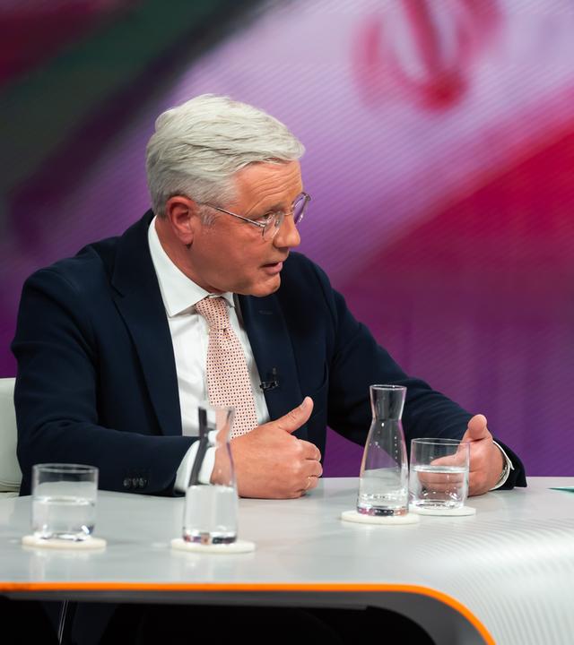 Norbert Röttgen bei Maybrit Illner