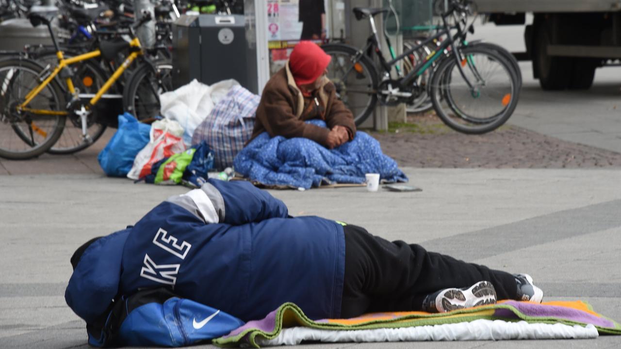 Obdachlos trotz Arbeit - ZDFmediathek