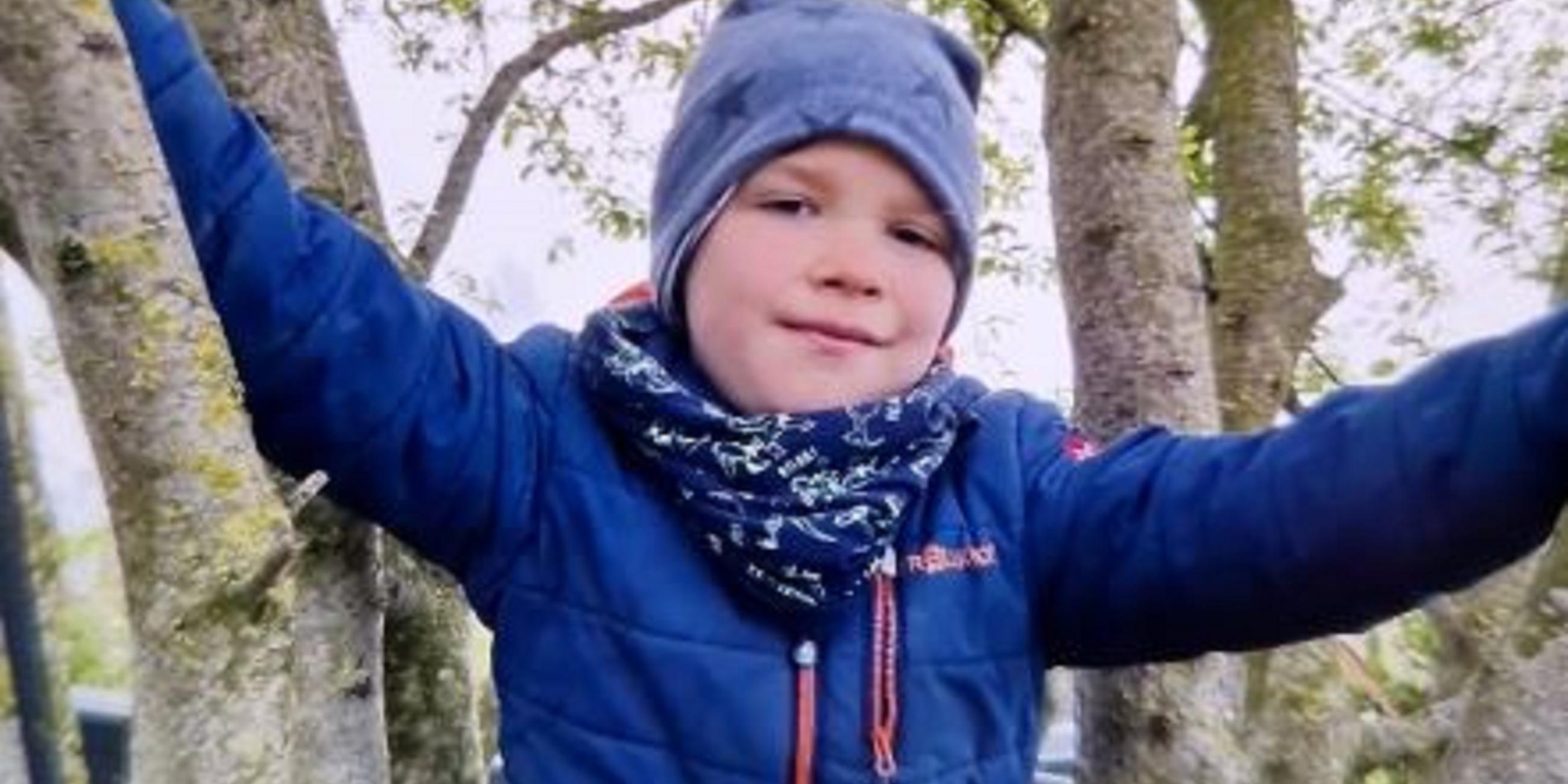 Der 6 Jahre alte Arian Arnold wird seit Montag vermisst