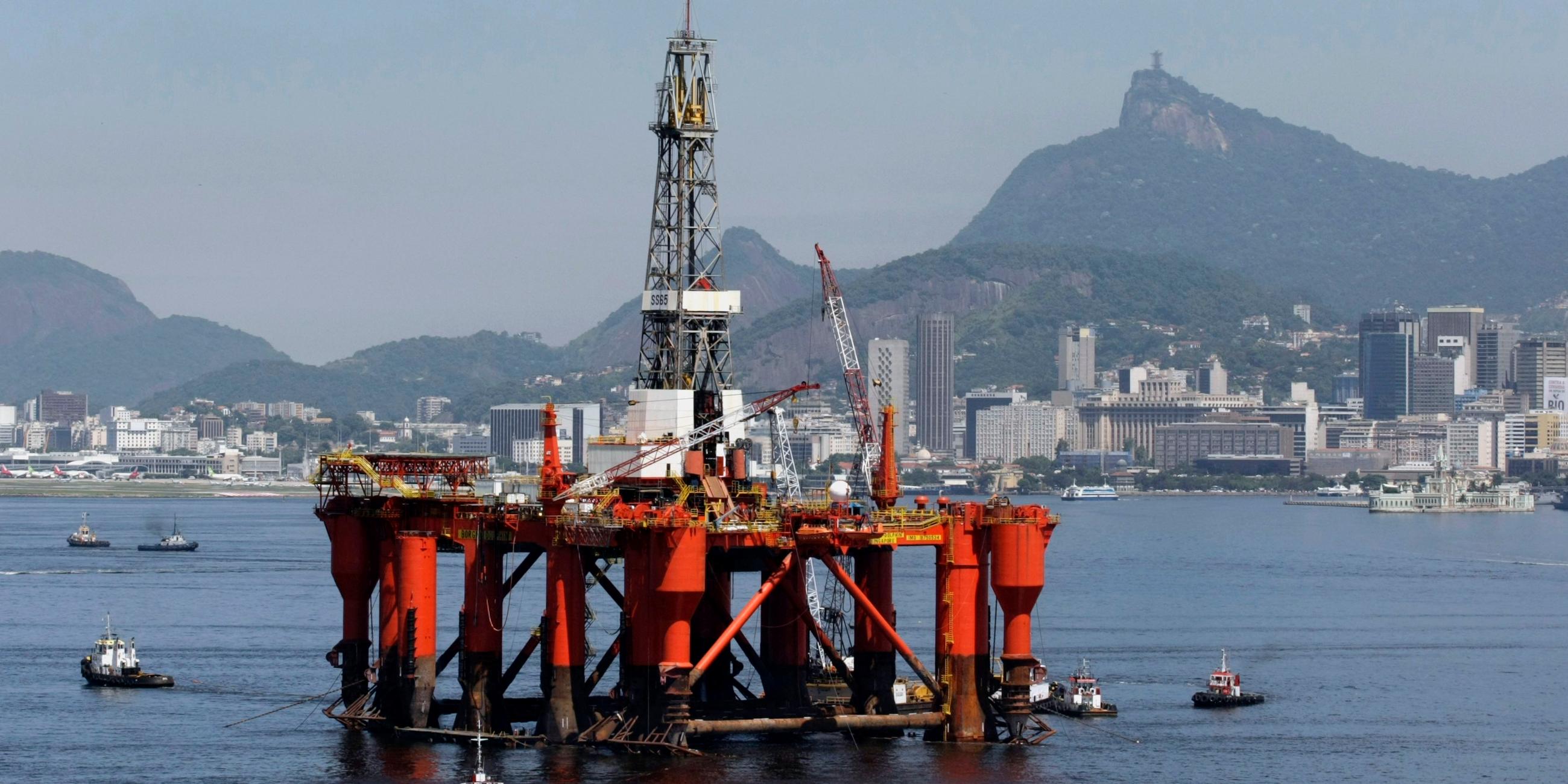 Ölplattform in Brasilien vor Rio de Janeiro