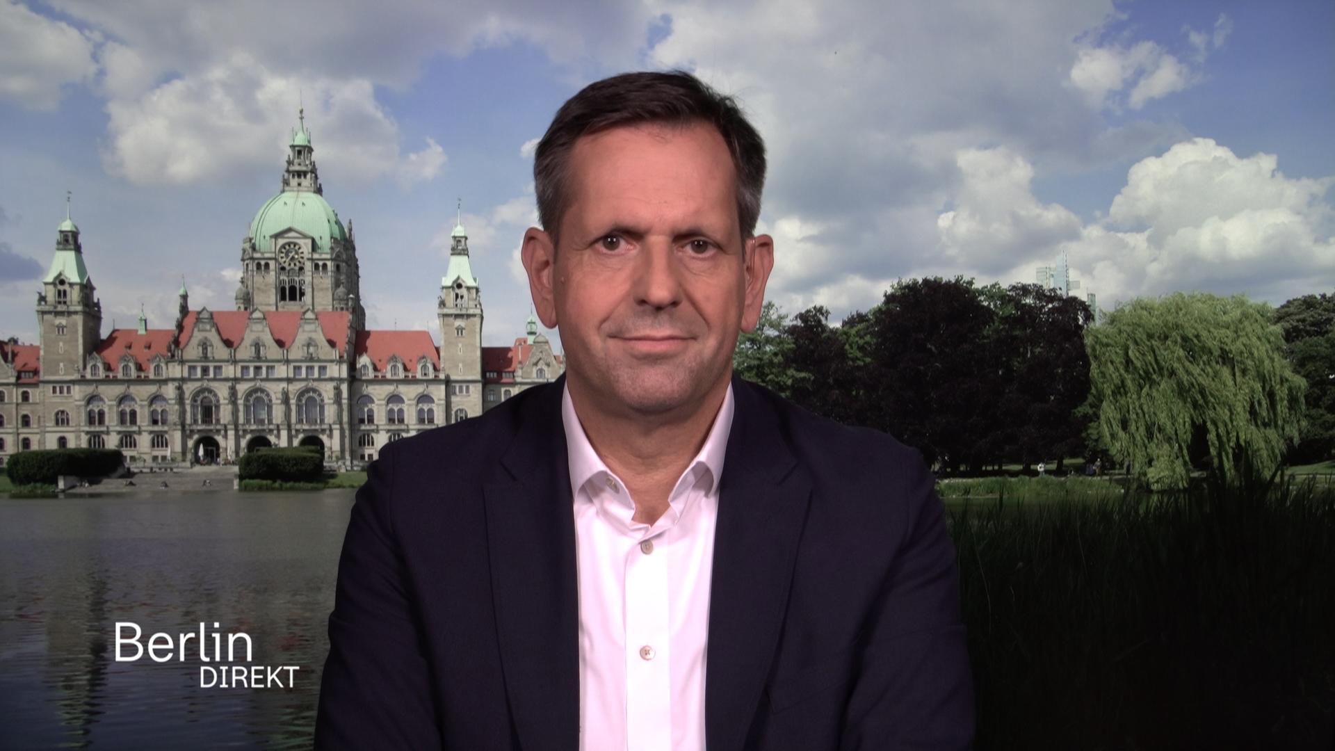 Olaf Lies, SPD, Ministerpräsident von Niedersachsen, im Berlin-direkt-Interview