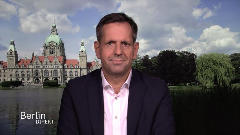 Olaf Lies, SPD, Ministerpräsident von Niedersachsen, im Berlin-direkt-Interview