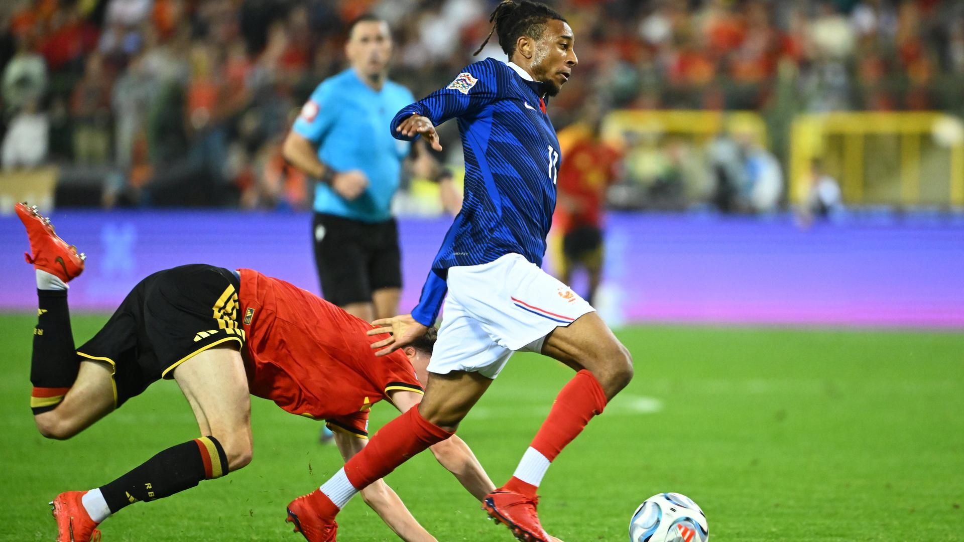 Olise beim Spiel gegen Belgien