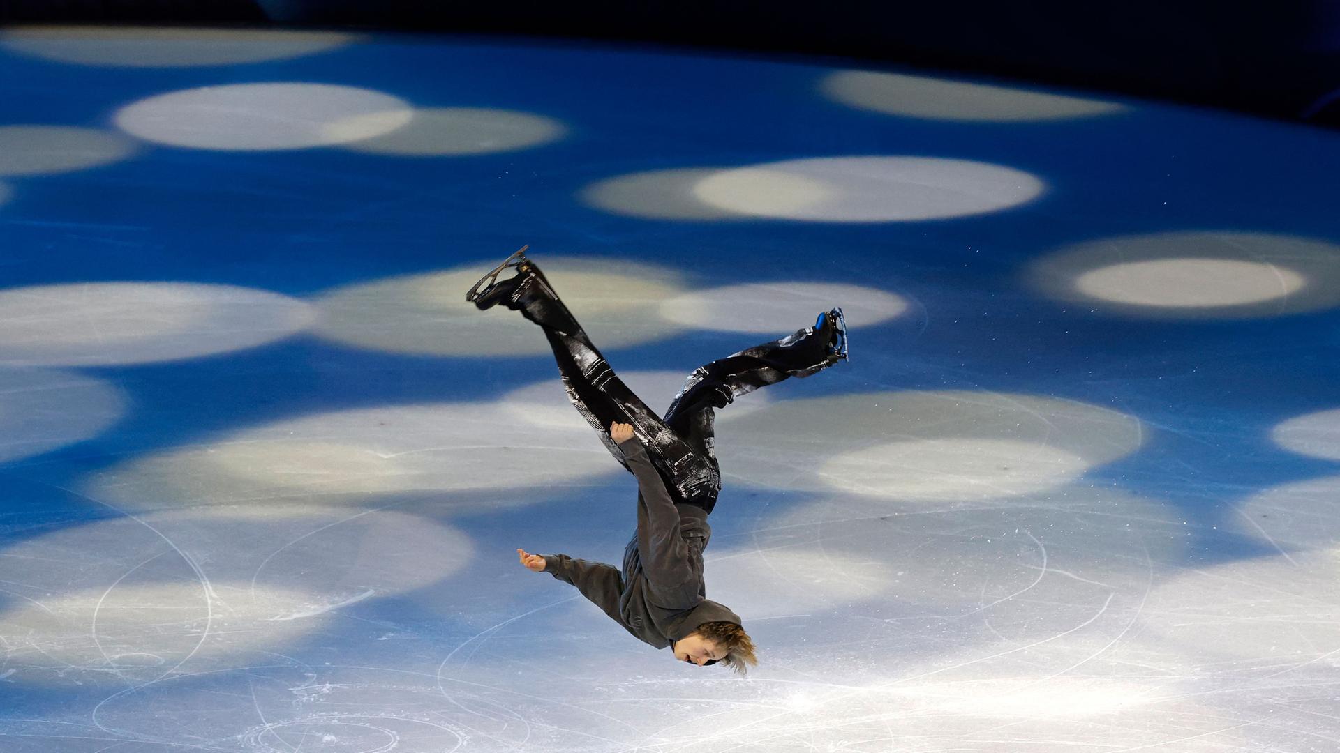 Ilia Malinin (USA) in Aktion. 