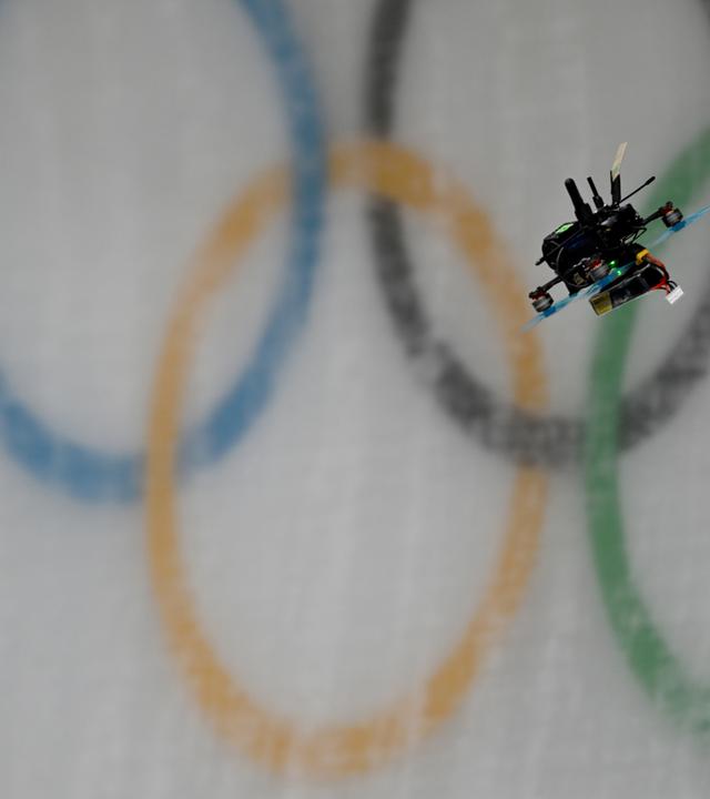 Drohne bei Olympischen Winterspielen in Mailand Cortina