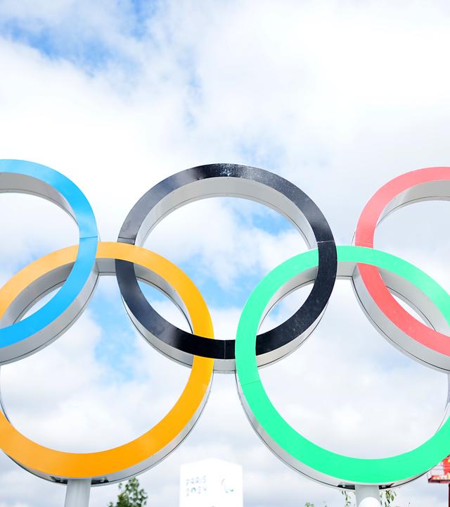 Blick auf die Olympischen Ringe