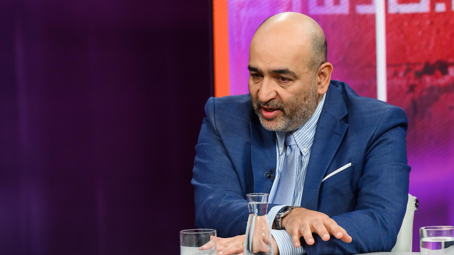 Bundestagsvizepräsident Omid Nouripour (Grüne)  bei Maybrit Illner