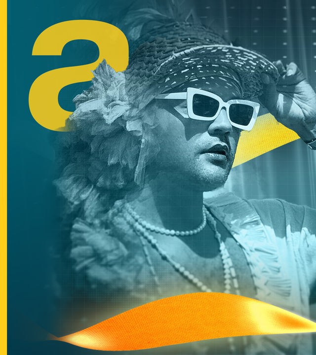 Pariss Roman, Transfrau am Broadway in New York City, daneben Schriftzüge: "Fight - Gesichter der Stärke" und "Pariss - Rebellin der Vielfalt"