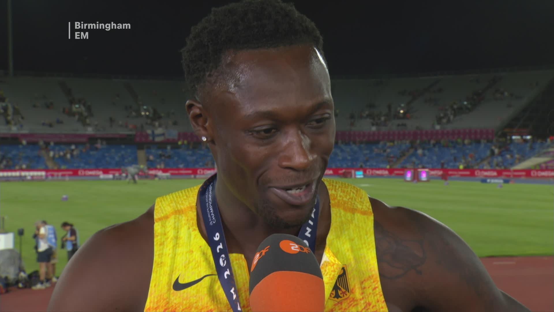 Deutschlands Sprinter Owen Ansah im ZDF-Interview bei der Leichtathletik-EM in Birmingham